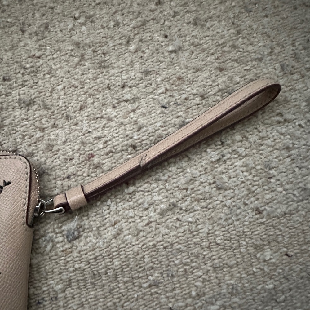 Coach Beige Wristlet with Butterfly Cutouts - Picture 5 of 9